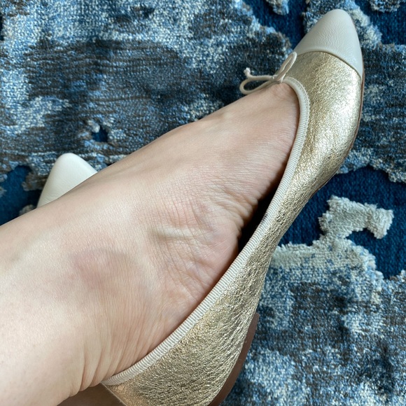 J. Crew gold metallic and cream ballet flats bow - Picture 7 of 8